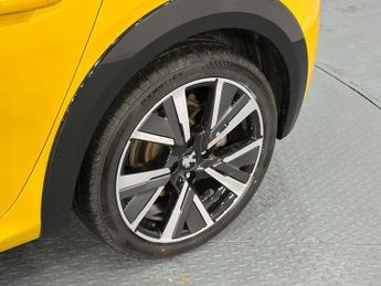 PEUGEOT E-208 50kWh GT Hatchback 5dr Electric Auto (7.4kW Charger) (136 ps)