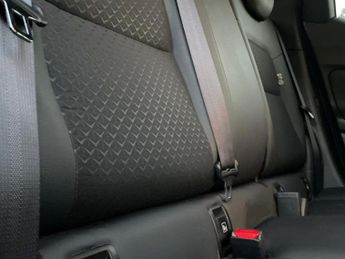 NISSAN JUKE 1.0 DIG-T N-Connecta SUV 5dr Petrol DCT Auto Euro 6 (s/s) (114 p