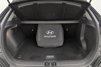HYUNDAI KONA 64kWh Premium SUV 5dr Electric Auto (10.5kW Charger) (204 ps)
