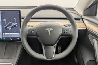 TESLA Model 3 Standard Range Plus Saloon 4dr Electric Auto RWD (241 bhp)