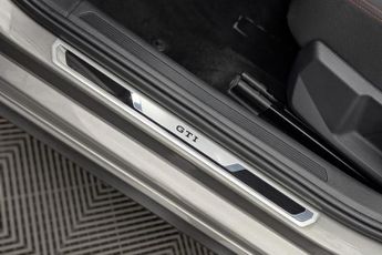 VOLKSWAGEN POLO 2.0 TSI GTI+ Hatchback 5dr Petrol DSG Euro 6 (s/s) (207 ps)