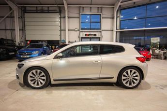 VOLKSWAGEN SCIROCCO 2.0 TDI BlueMotion Tech GT Hatchback 3dr Diesel DSG Euro 5 (s/s)