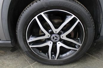 MERCEDES-BENZ GLA 1.6 GLA180 GPF Urban Edition SUV 5dr Petrol 7G-DCT Euro 6 (s/s) 
