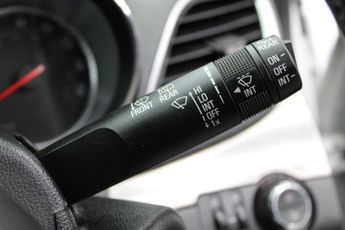 VAUXHALL MOKKA 1.4i Turbo SE SUV 5dr Petrol Auto 2WD Euro 6 (140 ps)