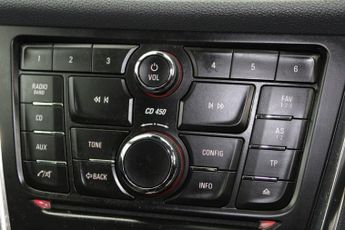 VAUXHALL MOKKA 1.4i Turbo SE SUV 5dr Petrol Auto 2WD Euro 6 (140 ps)