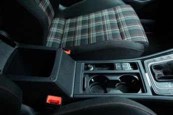 VOLKSWAGEN GOLF 2.0 TSI GPF GTI Performance Hatchback 5dr Petrol DSG Euro 6 (s/s