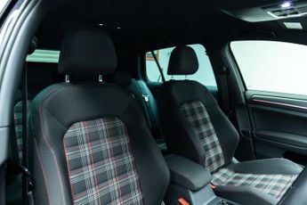 VOLKSWAGEN GOLF 2.0 TSI GPF GTI Performance Hatchback 5dr Petrol DSG Euro 6 (s/s