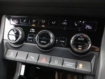 SKODA KODIAQ 1.5 TSI ACT SportLine SUV 5dr Petrol DSG Euro 6 (s/s) (7 Seat) (