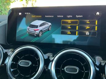 MERCEDES-BENZ GLA 1.3 GLA 200 Sport Executive Auto 5dr