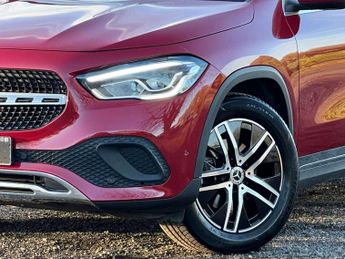MERCEDES-BENZ GLA 1.3 GLA 200 Sport Executive Auto 5dr
