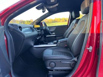 MERCEDES-BENZ GLA 1.3 GLA 200 Sport Executive Auto 5dr