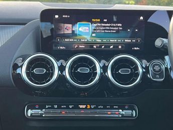 MERCEDES-BENZ GLA 1.3 GLA 200 Sport Executive Auto 5dr