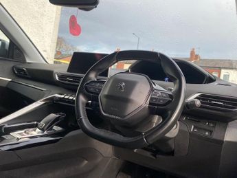 PEUGEOT 5008 1.5 BlueHDi Allure SUV 5dr Diesel EAT Euro 6 (s/s) (130 ps)