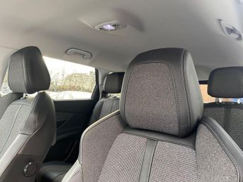 PEUGEOT 5008 1.5 BlueHDi Allure SUV 5dr Diesel EAT Euro 6 (s/s) (130 ps)