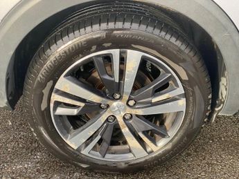 PEUGEOT 5008 1.5 BlueHDi Allure SUV 5dr Diesel EAT Euro 6 (s/s) (130 ps)