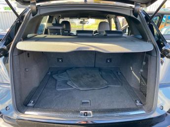 AUDI Q5 2.0 TDI S line Plus SUV 5dr Diesel S Tronic quattro Euro 5 (s/s)