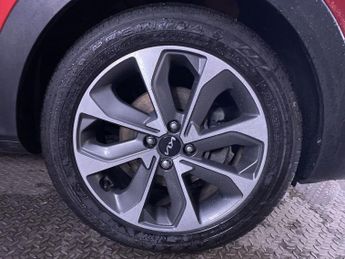 KIA STONIC 1.0 T-GDi MHEV Connect SUV 5dr Petrol Hybrid DCT Euro 6 (s/s) (1