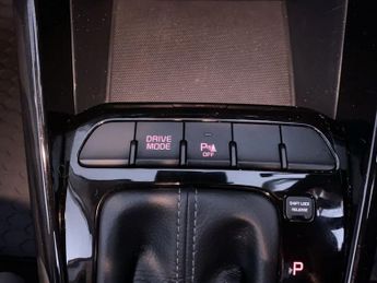 KIA STONIC 1.0 T-GDi MHEV Connect SUV 5dr Petrol Hybrid DCT Euro 6 (s/s) (1