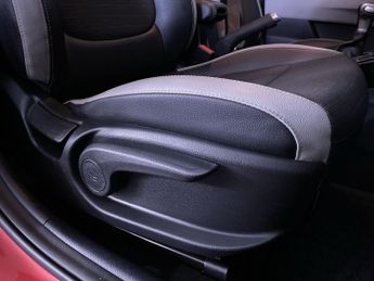 KIA STONIC 1.0 T-GDi MHEV Connect SUV 5dr Petrol Hybrid DCT Euro 6 (s/s) (1