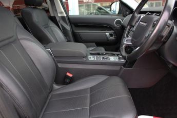 LAND ROVER DISCOVERY 3.0 SD V6 Anniversary Edition SUV 5dr Diesel Auto 4WD Euro 6 (s/