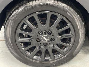 MINI HATCH 1.5 Cooper D Hatchback 3dr Diesel Manual Euro 6 (s/s) (116 ps) -