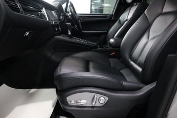 PORSCHE MACAN 2.0T SUV 5dr Petrol PDK 4WD Euro 6 (s/s) (245 ps)