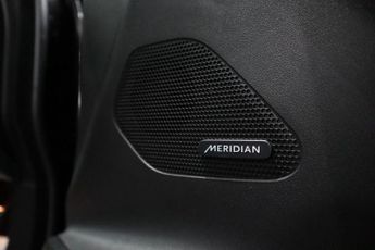 JAGUAR F-PACE 2.0 D180 Chequered Flag SUV 5dr Diesel Auto AWD Euro 6 (s/s) (18