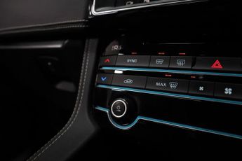 JAGUAR F-PACE 2.0 D180 Chequered Flag SUV 5dr Diesel Auto AWD Euro 6 (s/s) (18