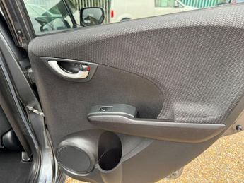 HONDA JAZZ 1.4 i-VTEC EX Hatchback 5dr Petrol CVT Euro 5 (99 ps)