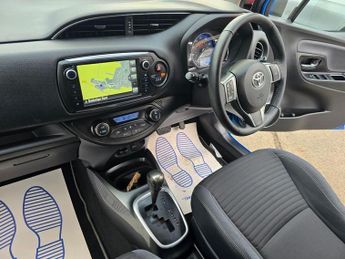 TOYOTA YARIS 1.5 VVT-h Excel, 37,000 miles, ULEZ Euro 6 Hybrid, Automatic, 15