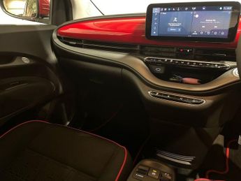 FIAT 500E 42kWh RED Hatchback 3dr Electric Auto (118 ps)