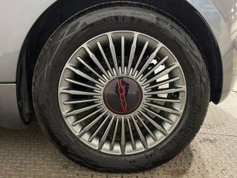 FIAT 500E 42kWh RED Hatchback 3dr Electric Auto (118 ps)