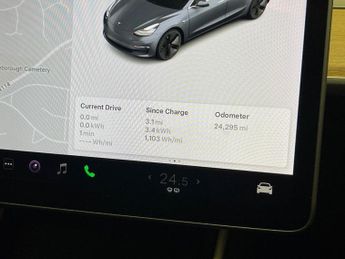 TESLA Model 3 Standard Range Plus Saloon 4dr Electric Auto RWD (241 bhp)