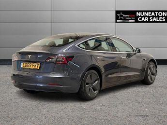 TESLA Model 3 Standard Range Plus Saloon 4dr Electric Auto RWD (241 bhp)