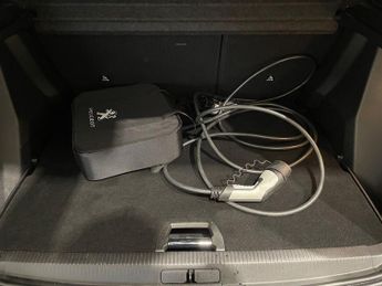 PEUGEOT E-2008 50kWh GT SUV 5dr Electric Auto (136 ps)