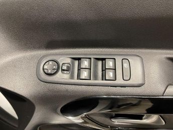 CITROEN E-BERLINGO 50kWh Flair XTR XL MPV 5dr Electric Auto (7.4kW Charger) (136 ps