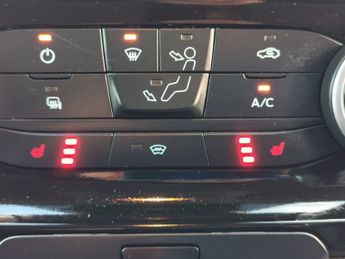 FORD TRANSIT CUSTOM 2.0 300 EcoBlue Limited Panel Van 5dr Diesel Auto L2 H1 Euro 6 (