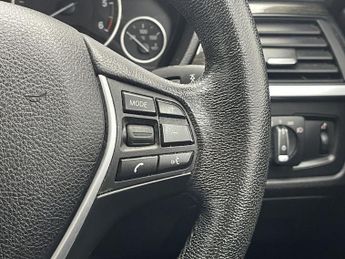 BMW 3 SERIES 2.0 320d Luxury Touring 5dr Diesel Auto Euro 5 (s/s) (184 ps)