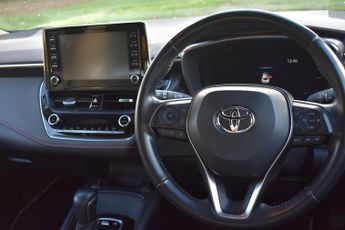 TOYOTA COROLLA 1.8 VVT-h Excel Hatchback 5dr Petrol Hybrid CVT Euro 6 (s/s) (12