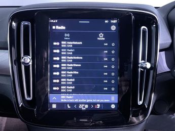 VOLVO XC40 Recharge Twin 78kWh Plus SUV 5dr Electric Auto AWD (408 ps)