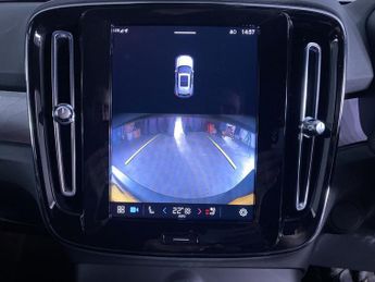 VOLVO XC40 Recharge Twin 78kWh Plus SUV 5dr Electric Auto AWD (408 ps)