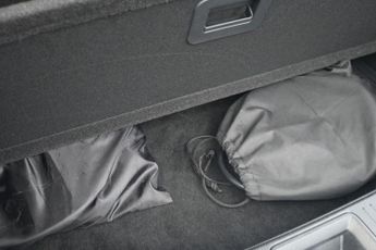 NISSAN ARIYA 63kWh Advance SUV 5dr Electric Auto 7.4kW Charger (217 ps)