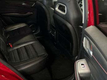 MG MG HS 1.5 T-GDI 16.6kWh Exclusive SUV 5dr Petrol Plug-in Hybrid Auto E