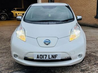 NISSAN LEAF 30kWh Tekna Hatchback 5dr Electric Auto (109 bhp)