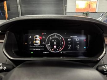 LAND ROVER DISCOVERY 5 3.0 SD V6 HSE SUV 5dr Diesel Auto 4WD Euro 6 (s/s) (306 ps)