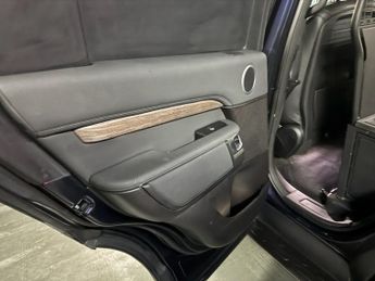 LAND ROVER DISCOVERY 5 3.0 SD V6 HSE SUV 5dr Diesel Auto 4WD Euro 6 (s/s) (306 ps)