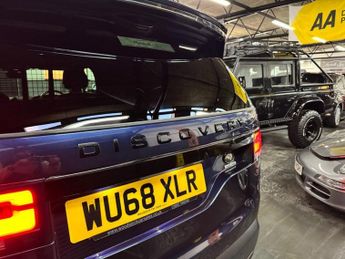 LAND ROVER DISCOVERY 5 3.0 SD V6 HSE SUV 5dr Diesel Auto 4WD Euro 6 (s/s) (306 ps)