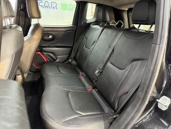 JEEP RENEGADE 2.0 MultiJetII Trailhawk SUV 5dr Diesel Auto 4WD Euro 6 (s/s) (1