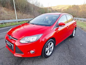 FORD FOCUS 1.6 Zetec Hatchback 5dr Petrol Powershift Euro 5 (125 ps)