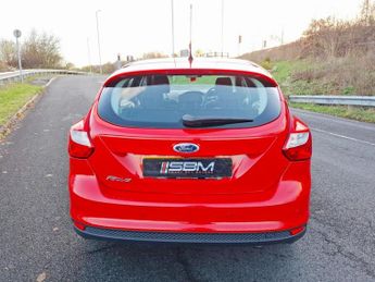 FORD FOCUS 1.6 Zetec Hatchback 5dr Petrol Powershift Euro 5 (125 ps)
